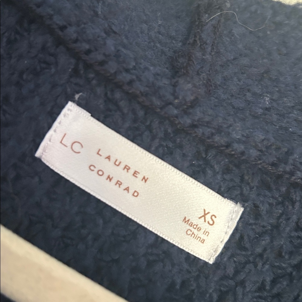 NWT LC Lauren Conrad navy cabled cardigan sweater size XS - Picture 4 of 6